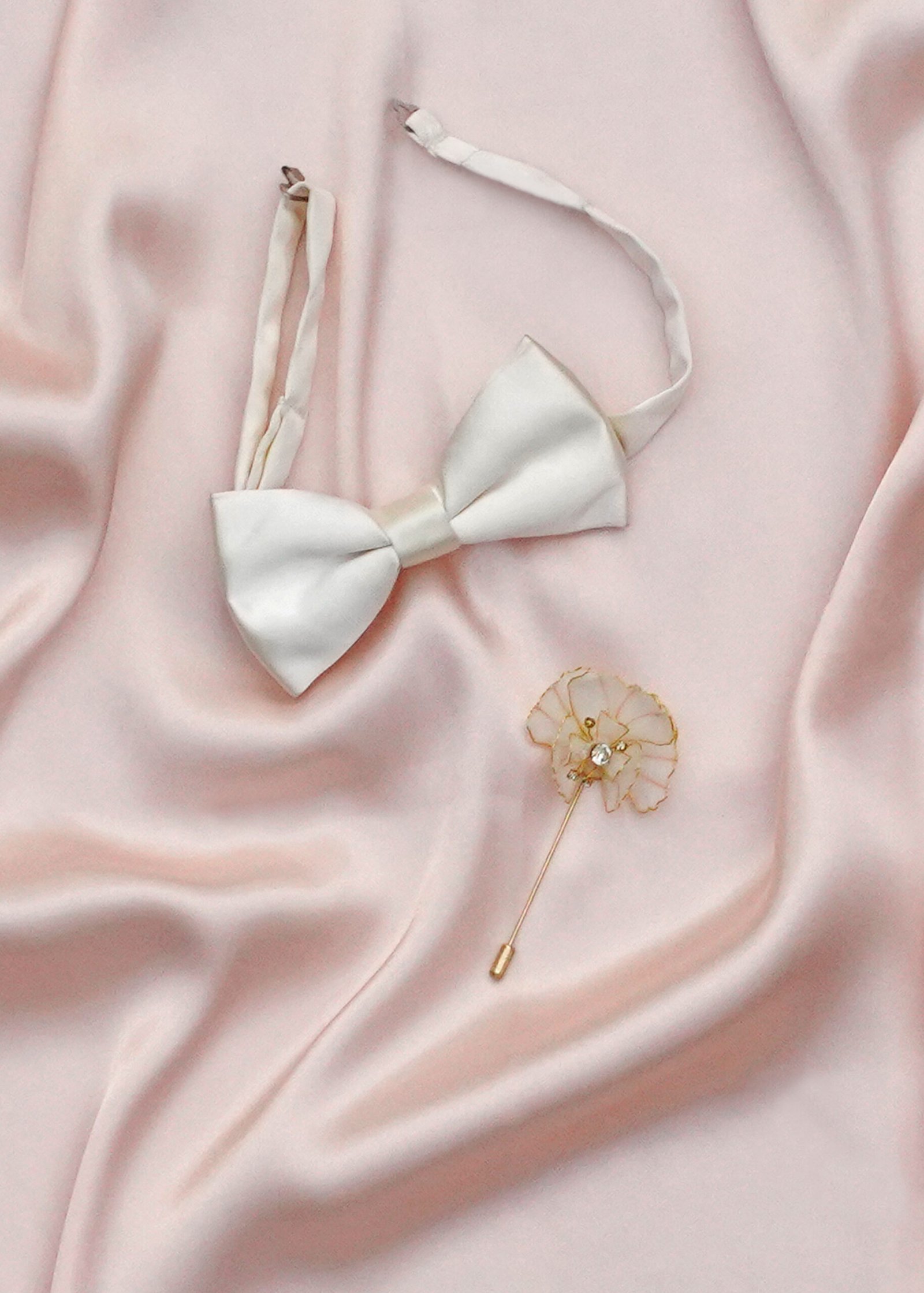 groom-accessories